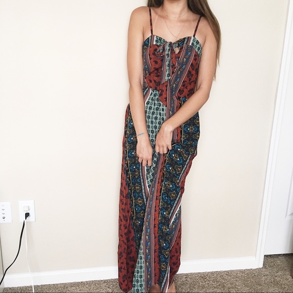 Band of Gypsies Dresses & Skirts - Band of gypsies boho Aztec print maxi dress